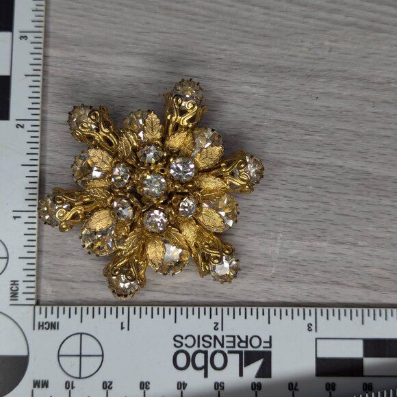 Vintage Gold Tone & Clear Rhinestone Brooch/Pin - Picture 5 of 6